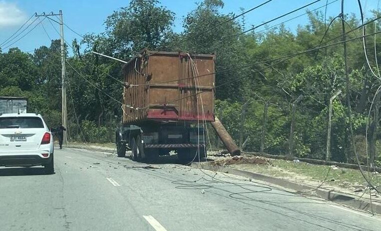 Acidentes prejudicam trânsito em  Mogi das Cruzes