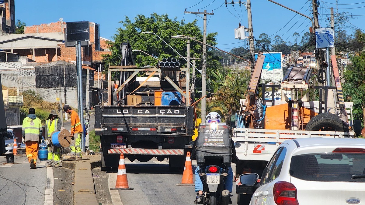 Dois novos radares estão em funcionamento na Índio Tibiriçá, em Suzano